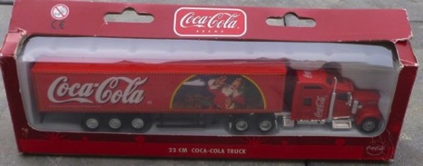 01053-5 € 10,00 coca cola auto truck kerstmis 23 cm met muziek.jpeg